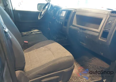 2012 Ram 1500 St z USA, uszkodzony, nr VIN 1C6RD7FP3CS241253